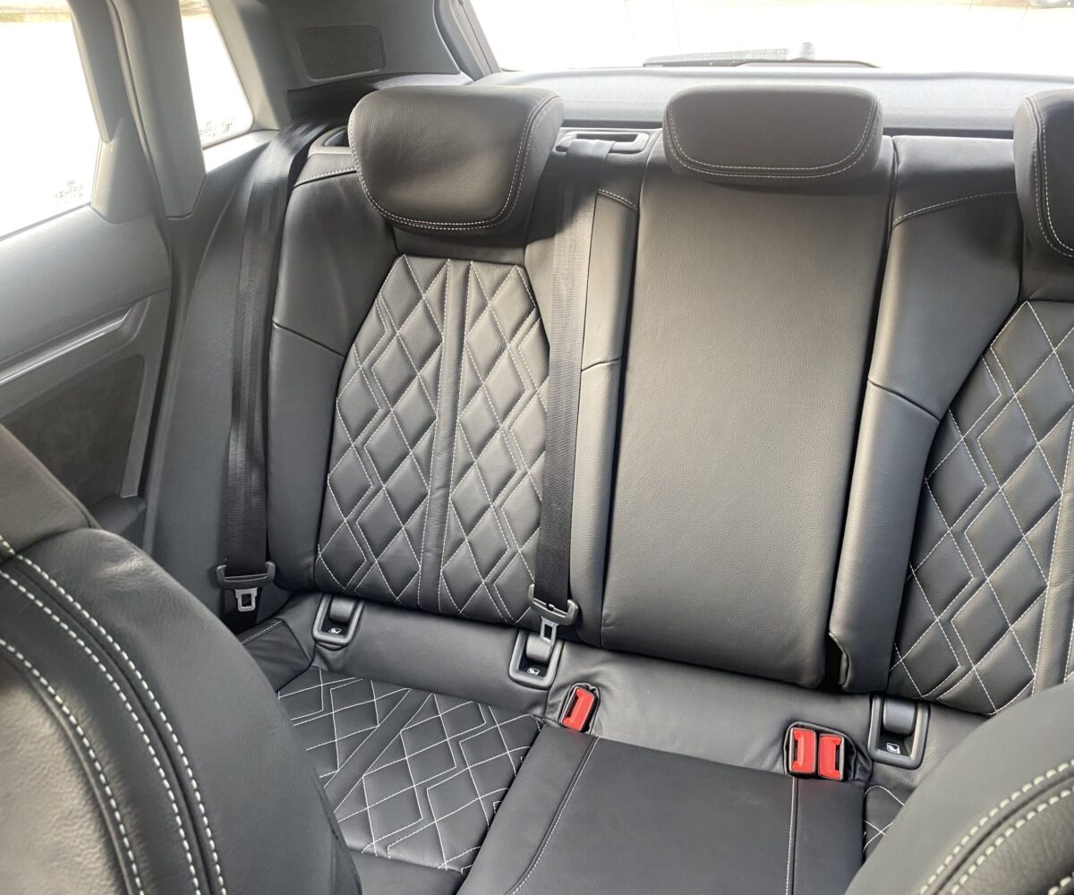 Audi_A3_SportBack_SortLæder_kingsmen_stricia_hvidSyning3_2021-min
