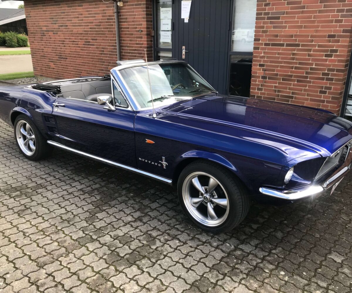 Oldtimer sortlæder_blåSyn_perforate3